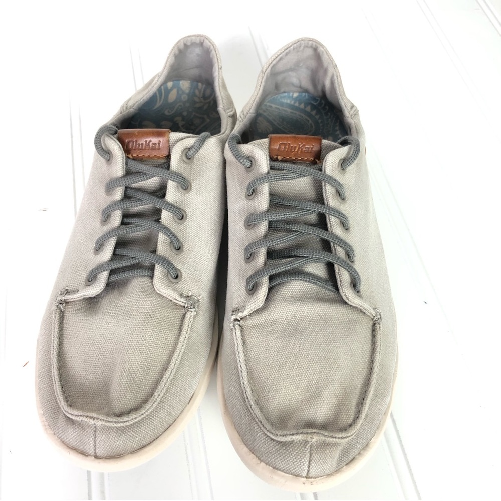 OluKai Men’s Manoa Canvas Light Gray Sneakers Sz. 7